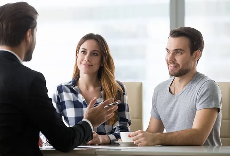 Oprocentowanie stałe czy zmienne – co wybrać, aby nie przepłacać?